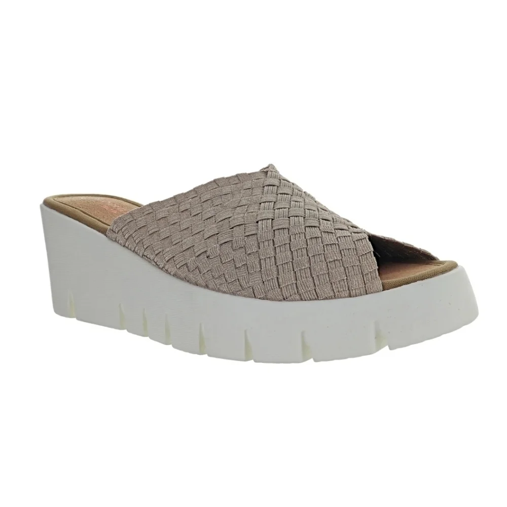 Bernie Mev Women's Venti Summer Slip On Wedge Tan Size 6 36 Comfort Soft Support
